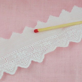 Eyelet lace tapered cotton...