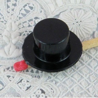 Plastic Hat with edge, 5 cms.