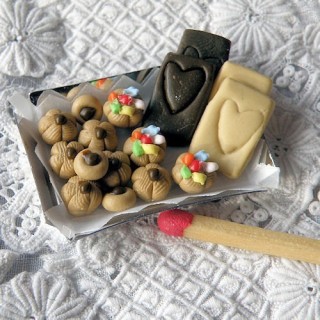 cookies tray for doll set...