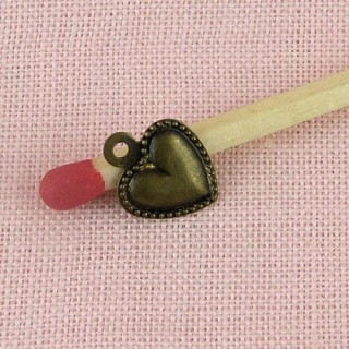 Breloque coeur miniature pendentif 8 mm.