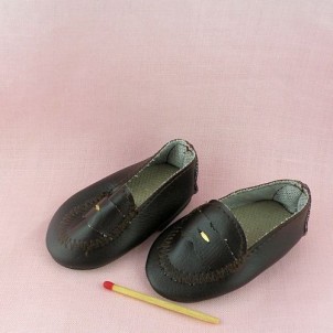 chaussures miniatures poupée 7 cm .