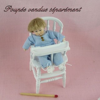 Miniature highchair baby doll  9,5 cms