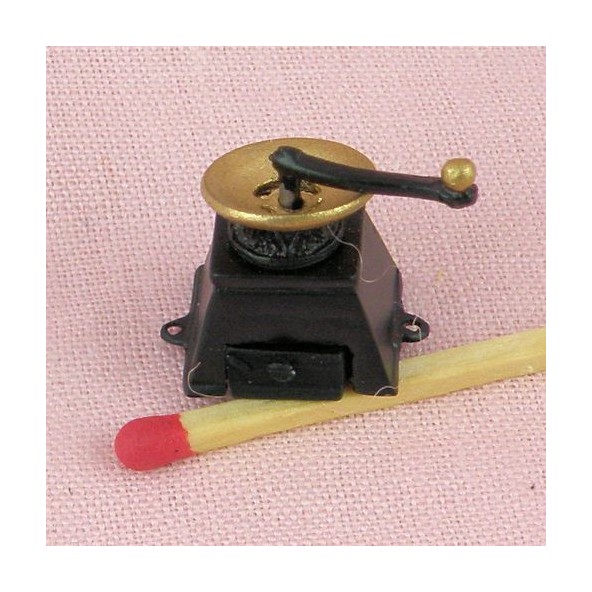 Vintage coffee grinder 2 cm four pieces