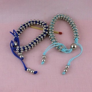 Knotted metal round beads bracelet