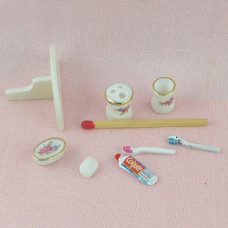 Produits beauté miniature maison poupée