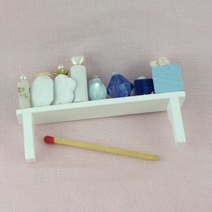 Produits beauté miniature maison poupée