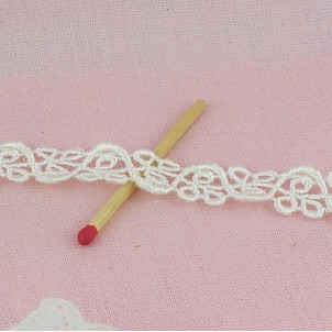 Triangle lace trim, cluny cotton lace 18 mm, 18 mms.