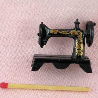 Maison de poupées miniature 1:12th échelle machine à coudre avec accessoires 