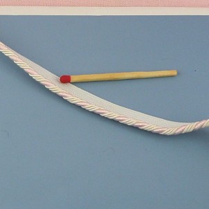 Embroidered stripped piping ribbon 4 mm.