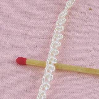 Simple scroll braid 4 mms.