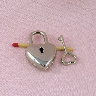 Heart Padlock miniature...