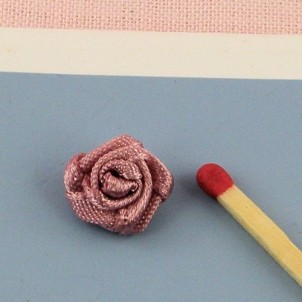 Roses  ruban minuscule à coudre