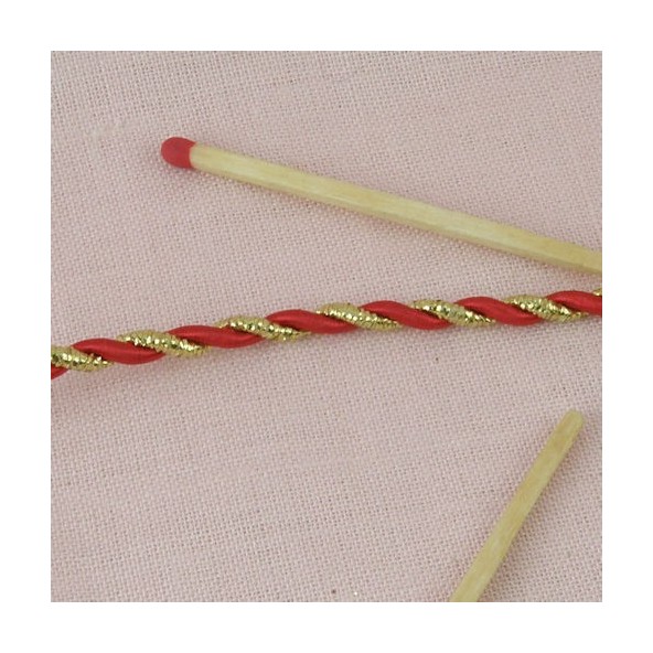 Twisted red and gold cord, braid 4 mms.