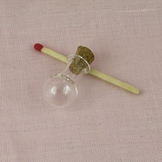 Bouteille mini en verre, fiole, ronde, plate, 2 cm.