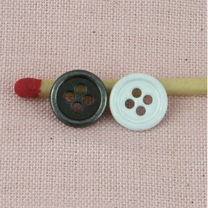 Metallic button, two holes, 9mm