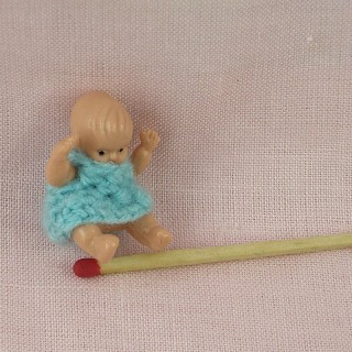 Poupon minuscule miniature pour poupée 