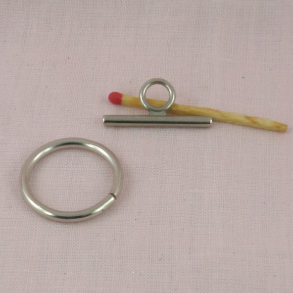 Closure round ring toggle claps two parts, 17 mms