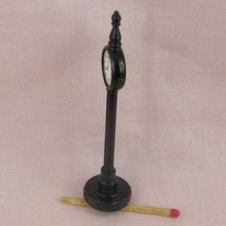 Horloge miniature quai de gare maquette