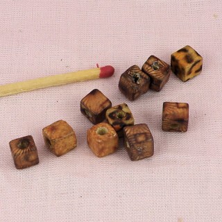 Printed wooden square beads 7 mm