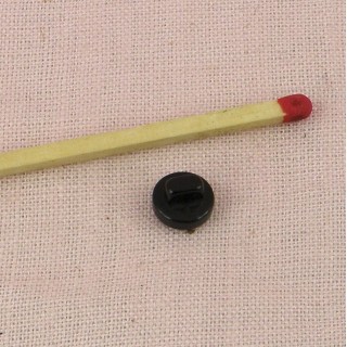 Perlmutterartiger Knopf zu Fuß 7 Millimeter.