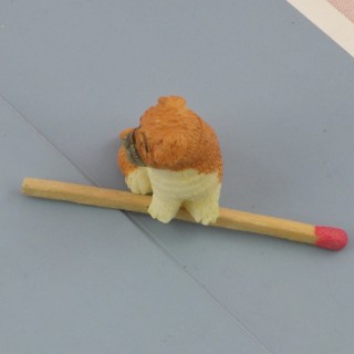Kleiner Hund Boxer Haus Puppe, 2 cm.