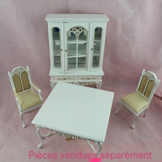 Table miniature maison de poupée 