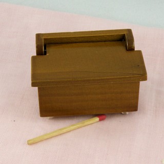 Coffre miniature poupée en bois à abattant