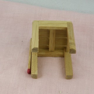Taburete miniatura mobiliario en madera