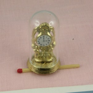 Péndulo bajo globo en metal dorado miniatura casa muñeca 4 cm.