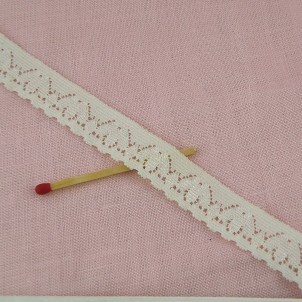 Vintage Elastic lace ribbon 14 mms