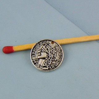 Breloque pièce de monnaie en métal 15 mm