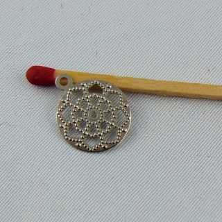 Breloque pendantif en métal ajouré 13 mm