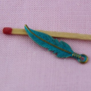 Feather charm bracelet pendant 2 cm