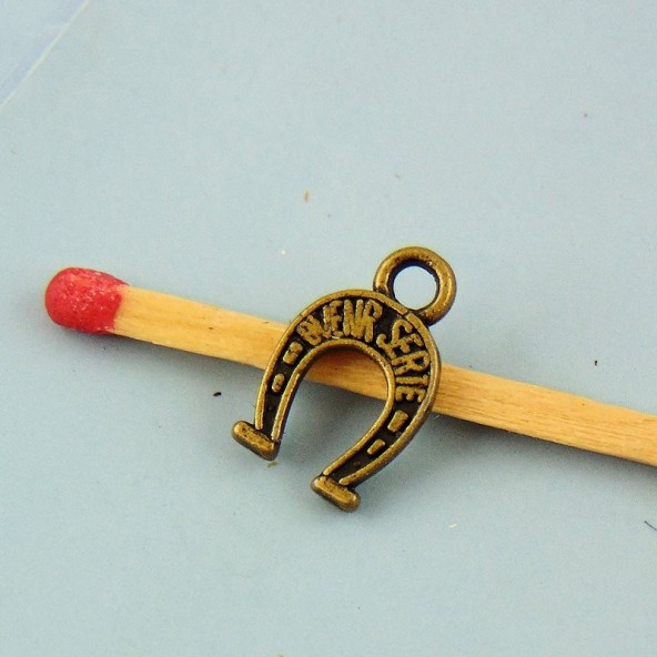 Miniature charm Horseshoe 1 cm