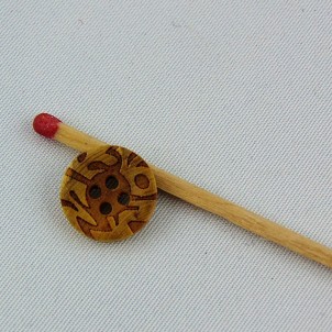 Holzschnittknopf vier Löcher 12 mm.