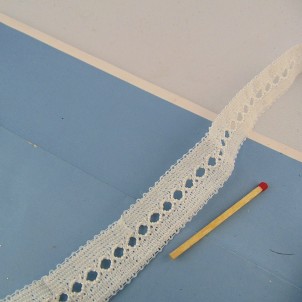 Sintética del cordón agujeros de 3 cm por metro