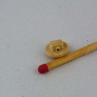 Botón en madera redondo a pie 9 mm.