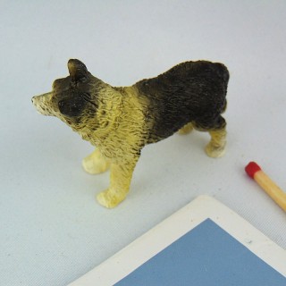 Deutscher Schäferhund 5 cm Puppenhaus Miniatur.