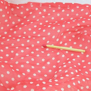 Silk fabric with dots printed on the meter
