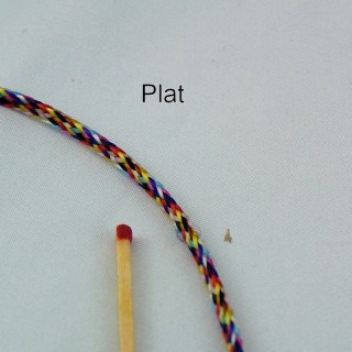 Fil multicolore torsade galon plat  3 mm.