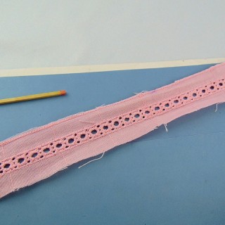 Flat lace ribbon,  flat  lace trim 8 mms.