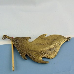 Gold metal leaf pendant and rhinestone 5 cm