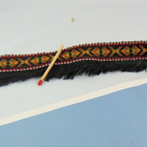 Galon ethnique brodé avec une frange  4 cm