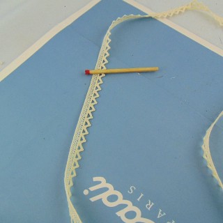 Thin cotton laces 8 mm