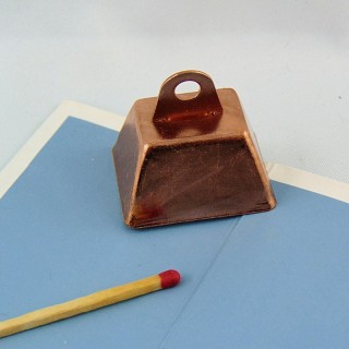 Campana de vaca de cobre en miniatura de 3 cm.