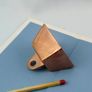 Campana de vaca de cobre en miniatura de 3 cm.
