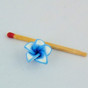 Perle Fleur à pétales en plastique 15 mm.