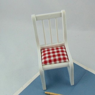 Chaise blanche meuble miniature maison de poupée