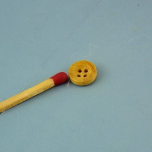 Wood buttons with 1cm turn.