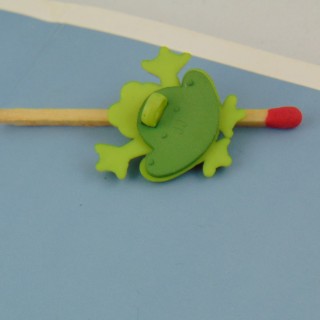 Aquatic animals: Frogg 2 cms.